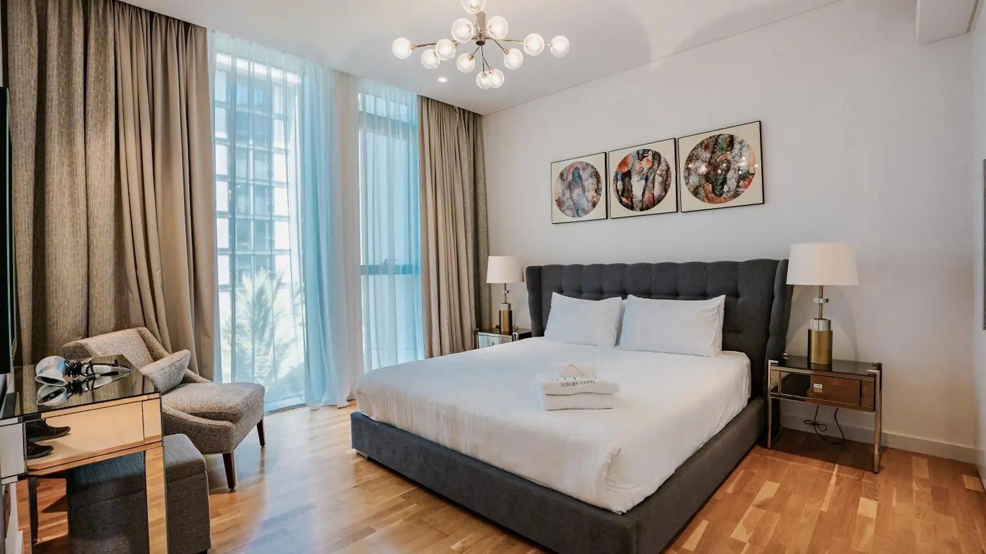 Apartment Nasma Luxury Stays - Gorgeous Waterfront Apt With Incredible Sea Views Dubai